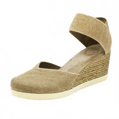 Charleston Shoe Co. Women's Obx Closed-toe Wedge Espadrille In Linen In White