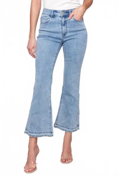 Charlie B Blanket Stitched Flare Leg Jeans In Light Washdenim In Blue