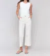 Charlie B Cropped Utility Pocket Pants In Natural In White