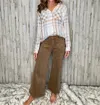 Charlie B Delaware Patch Pocket Pant In Rich Truffle In Brown