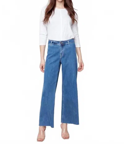 Charlie B High Rise Wide Leg Denim Jeans In Medium Blue