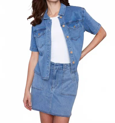 Charlie B Short Sleeve Cargo Jacket In Chambray In Blue