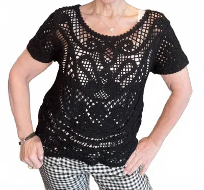 Charlie B Short Sleeve Crochet Sweater Top In Black
