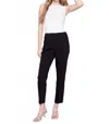 Charlie B Welt Pocket Cropped Pant In Black In Black