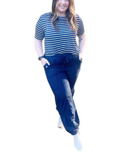 Charlotte Avery Striped Bows In Back Tee Top In Navy Blue