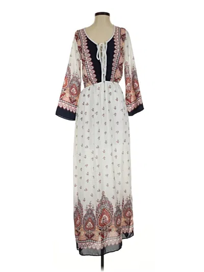 Pre-owned Charlotte Russe Casual Dress In Ivory
