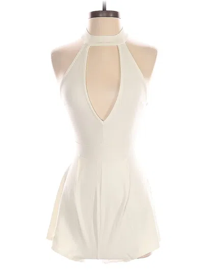 Pre-owned Charlotte Russe Romper In White