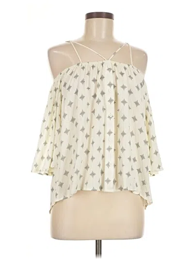 Pre-owned Charlotte Russe Sleeveless Blouse In Ivory