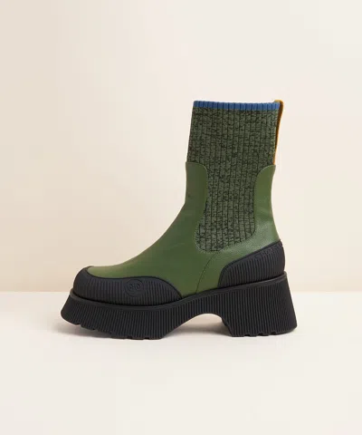 Charlotte Stone Jesenia In Moss