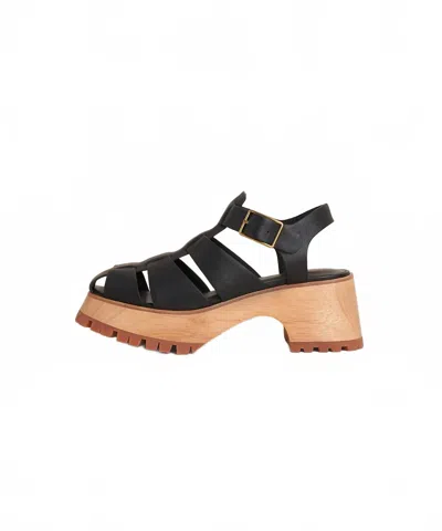 Charlotte Stone Women's Roddy Fisherman Clogs In Black