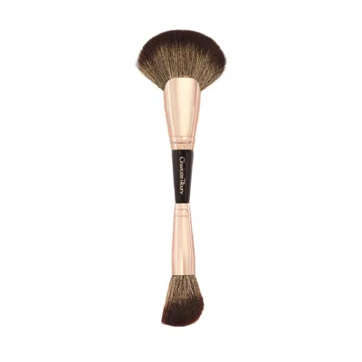 Charlotte Tilbury Airbrush Flawless Easy Soft Blur Bronzer + Blusher Brush