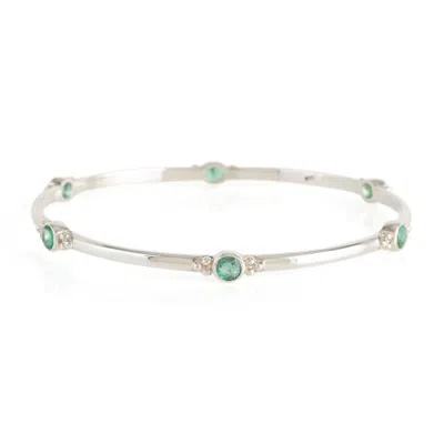 Charlotte's Web Jewellery Women's Silver / Green Holi Jewel Silver Bangle - Emerald