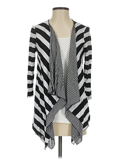 Pre-owned Charming Charlie Kimono In Black