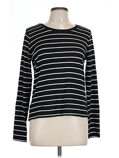 Pre-owned Charming Charlie Pullover Sweater In Black