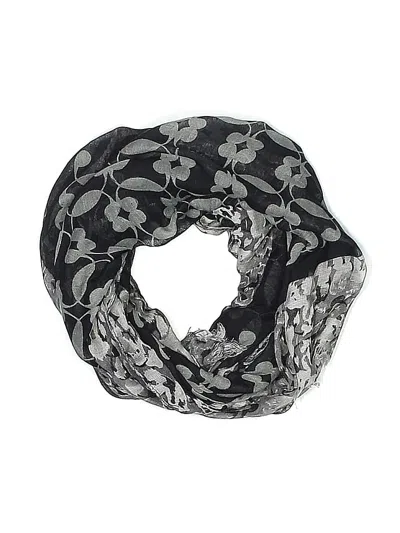 Pre-owned Charming Charlie Scarf In Black