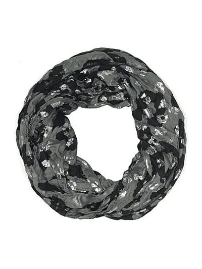 Pre-owned Charming Charlie Scarf In Gray