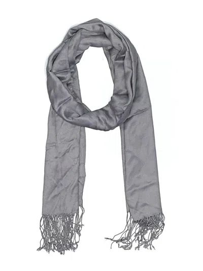 Pre-owned Charming Charlie Scarf In Gray