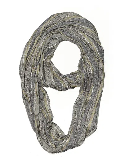 Pre-owned Charming Charlie Scarf In Gray