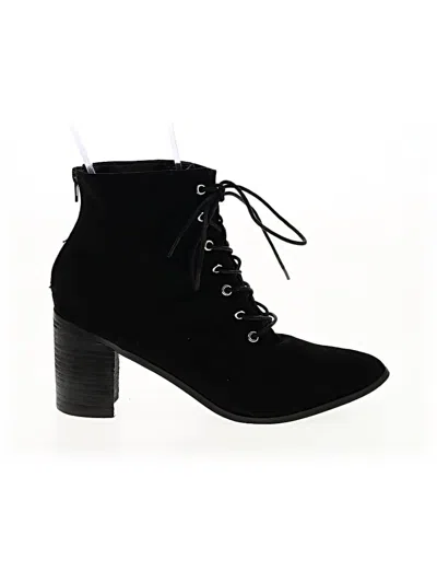 Pre-owned Chase & Chloe Ankle Boots In Black
