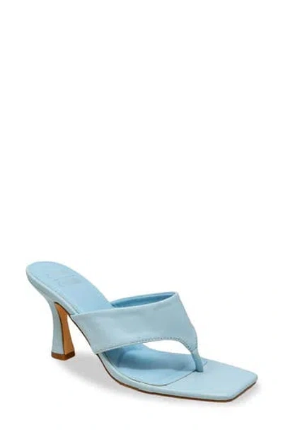 Chase & Chloe Chase And Chloe Cielle Thong Strap Flared Heel Sandal In Blue