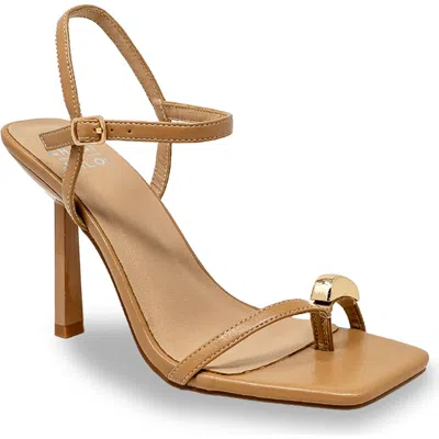 Chase & Chloe Chase And Chloe Kamiko Square Toe Sandal In Beige Pu