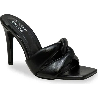 Chase & Chloe Chase And Chloe Knotted Slide Sandal In Black Pu