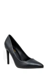Chase & Chloe Chase And Chloe Lala Pointed Toe Pump In Black