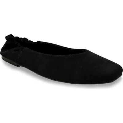 Chase & Chloe Chase And Chloe Namari Square Toe Leather Flat In Black