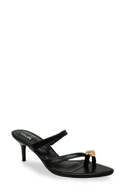 Chase & Chloe Chase And Chloe Post Toe Kitten Heel Mule Sandal In Black