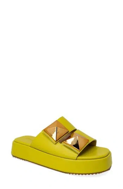 Chase & Chloe Chase And Chloe Pyramid Stud Platform Slide Sandal