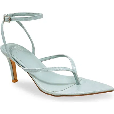 Chase & Chloe Chase And Chloe Strappy Post Toe Sandal In Animal Print