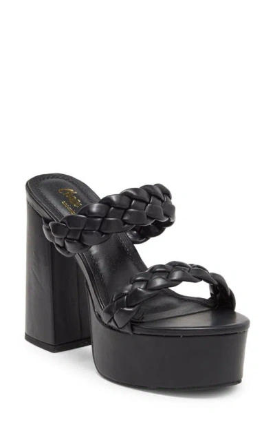 Chase & Chloe Traci Platform Sandal In Black Pu