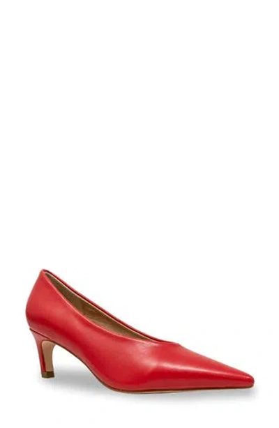 Chase & Chloe Chase And Chloe Zandra Pointed Toe Pump In Red