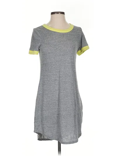 Chaser Casual Dress In Gray