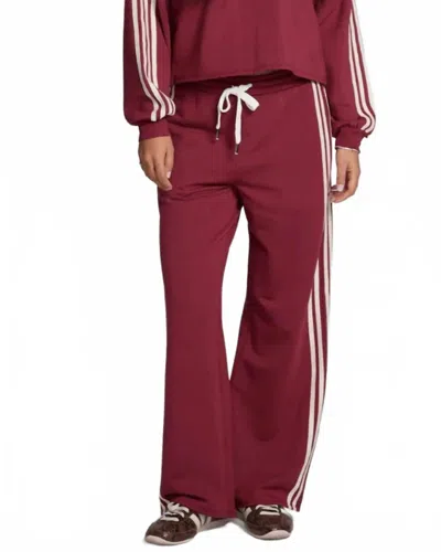 Chaser Jesse Brick Track Pants In Red In Brown