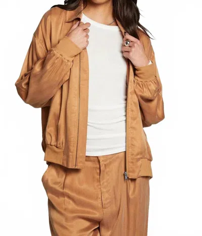 Chaser Johnny Zip Up Jacket In Toffee In Brown