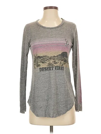 Pre-owned Chaser Long Sleeve Top Gray Crew Neck Tops