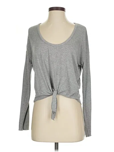Pre-owned Chaser Long Sleeve Top Gray Keyhole Neckline Tops