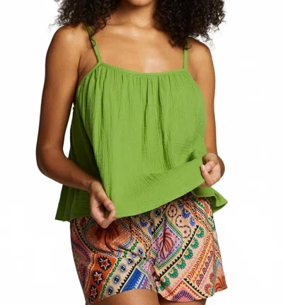 Chaser Tropical Top In Piquant Green