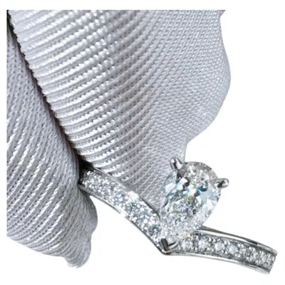 Pre-owned Chaumet Joséphine Aigrette 18k White Gold Pear-shaped Diamond V-ring