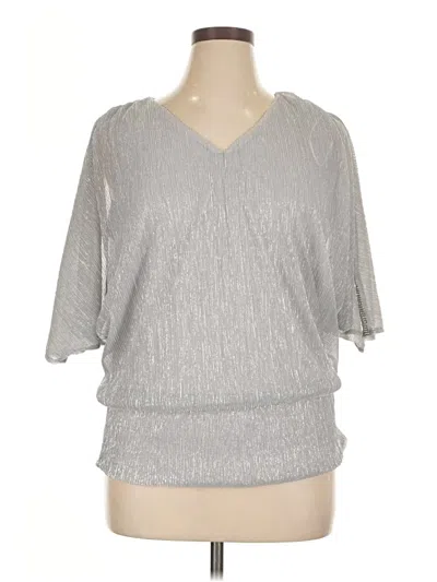 Pre-owned Chaus 3/4 Sleeve Top Silver V Neck Tops