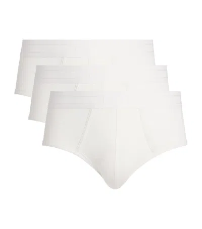 Che Studios Modal-blend Briefs In White