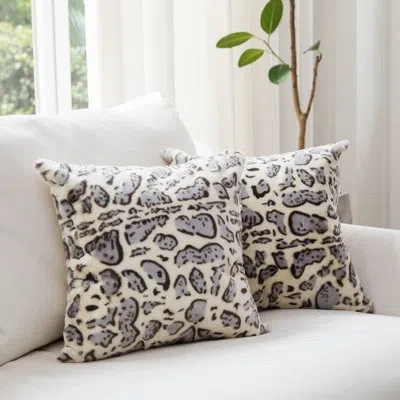 Cheer Collection Square Faux Fur Pillow Cover And Insert In Gray