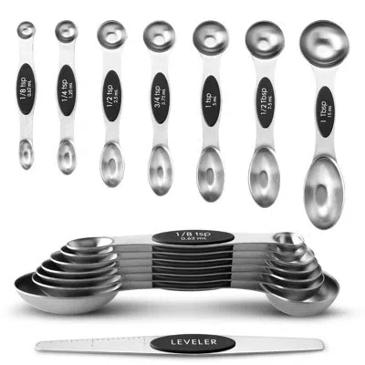 Cheer Collection Stainless Steel Magnetic Measuring Spoons Set With Leveler In Brown