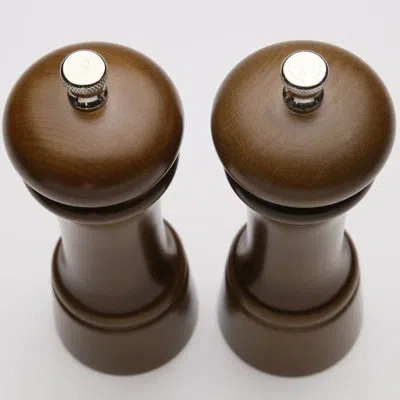 Chef Specialties Elegance Salt And Pepper Grinder Set In Walnut
