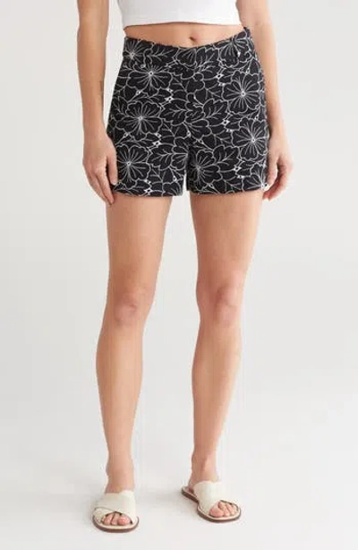 Chelsea And Theodore Embroidered Cotton Eyelet Shorts In Black/white