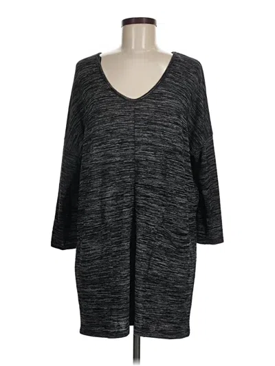 Pre-owned Chelsea & Theodore Kimono In Gray