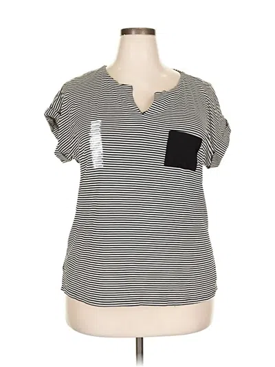 Pre-owned Chelsea & Theodore Short Sleeve T-shirt In Gray