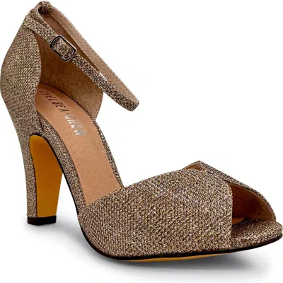 Chelsea Crew Lola Metallic Ankle Strap Sandal In Gold