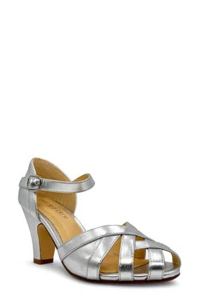 Chelsea Crew Sammy Faux Leather Sandal In Multi